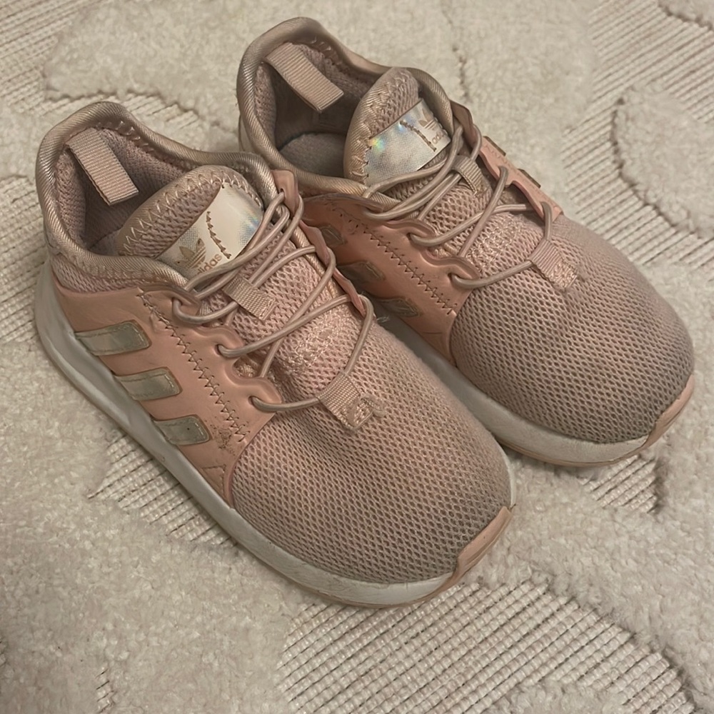 Play shoes
